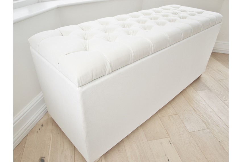 Deep Buttoned Ottoman